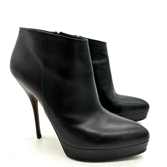 Gucci Shoes - Gucci Black Leather Platform Ankle Boots Booties 252113